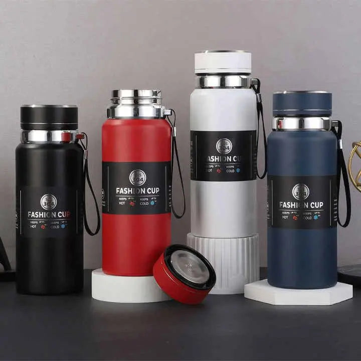 Heavy Duty Stainless Steel Vacuum Water Bottle With Portable Rope For Holding 800ml